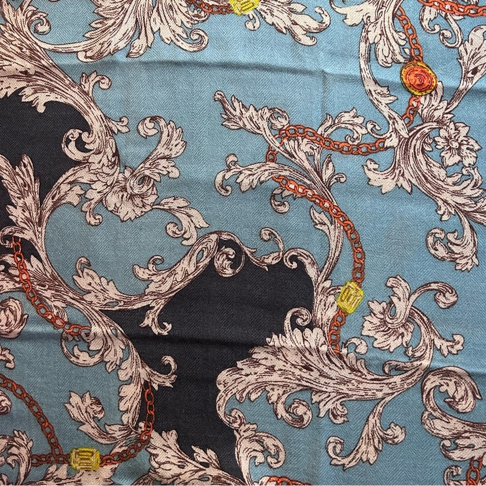 Scarf with two-tone blues with design 78” x 28” - Picture 3 of 6